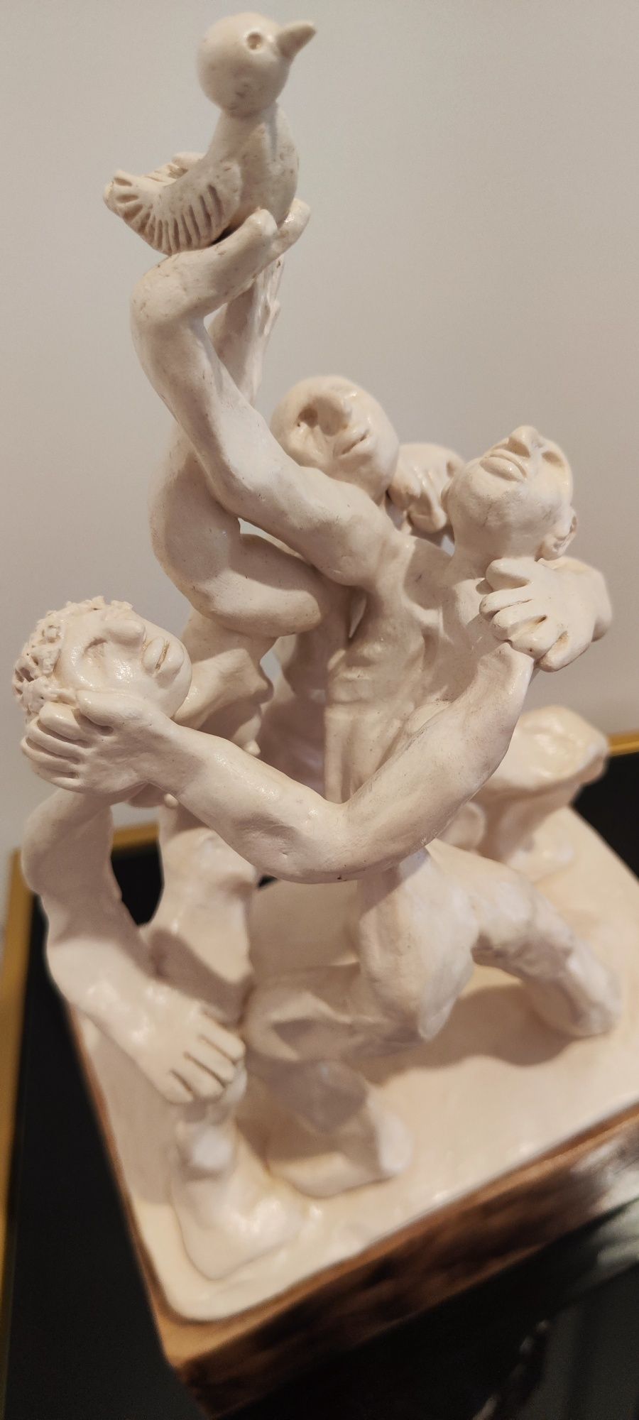 Estatueta feita à mão cerâmica