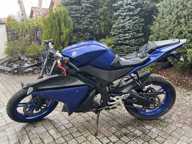 Yamaha YZF-R125 Rok 2008