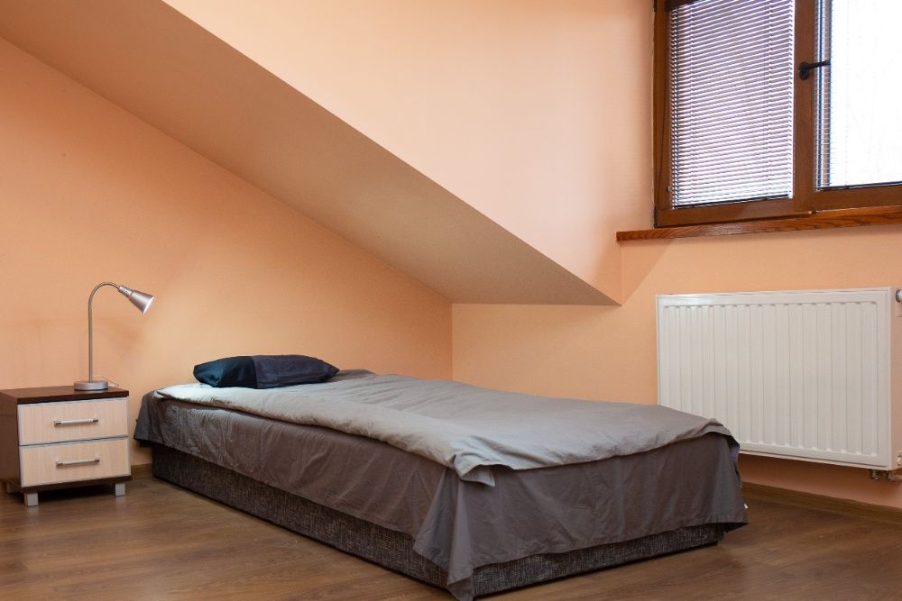 Noclegi Pokoje 2-6 os. Hostel Wrocław Krzyki Klecina