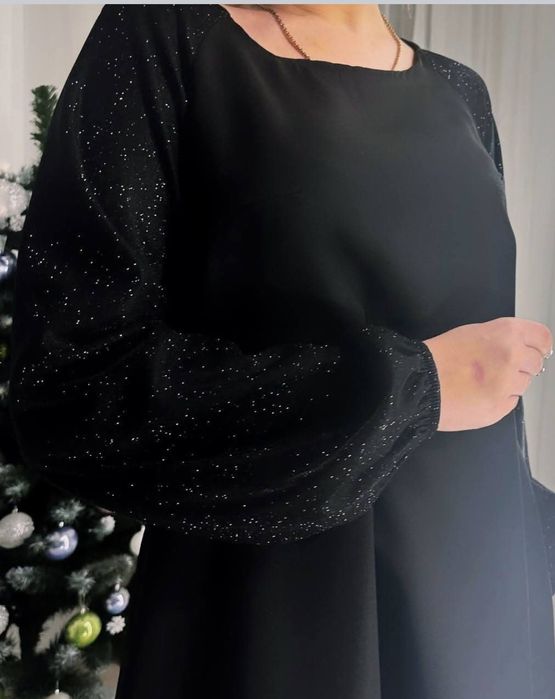 Вечірня нарядна сукня