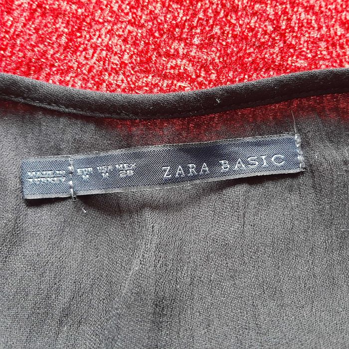 Blusa Preta Meia Manga Tam. M