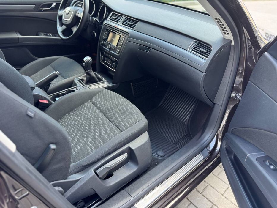 Пассажирские перевозки в Польшу Трансфер Краков Львов Жешов Варшава