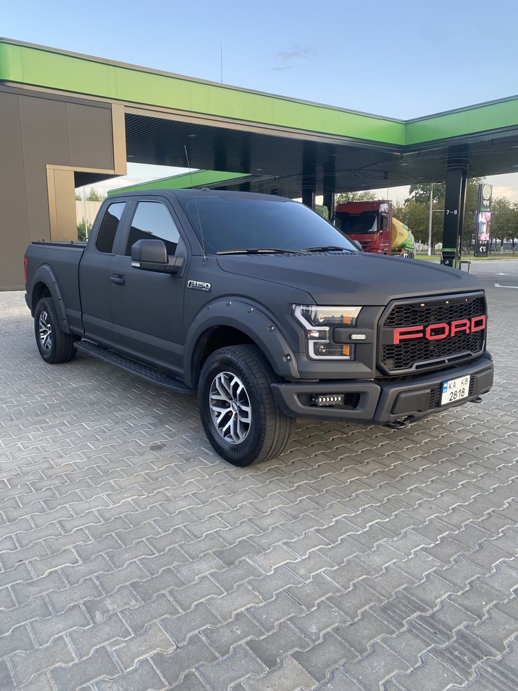 Ford F-150 пікап авто