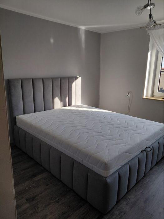 Łóżko sypialniane