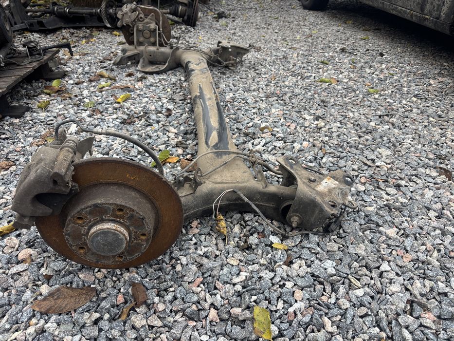 Задня балка Рено Меган 3 2009-15р універсал