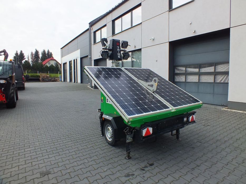 TRIME - X SOLAR  Wieża świetlna * AUTONOMICZNA*MASZT hydrauliczny 8m ŚWIECI ZA DARMO