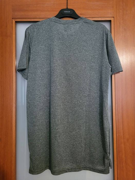 T-shirts tamanho 16 anos