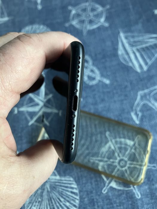 Iphone SE 2020 2 gen.  dual sim livre desbloqueado apple
