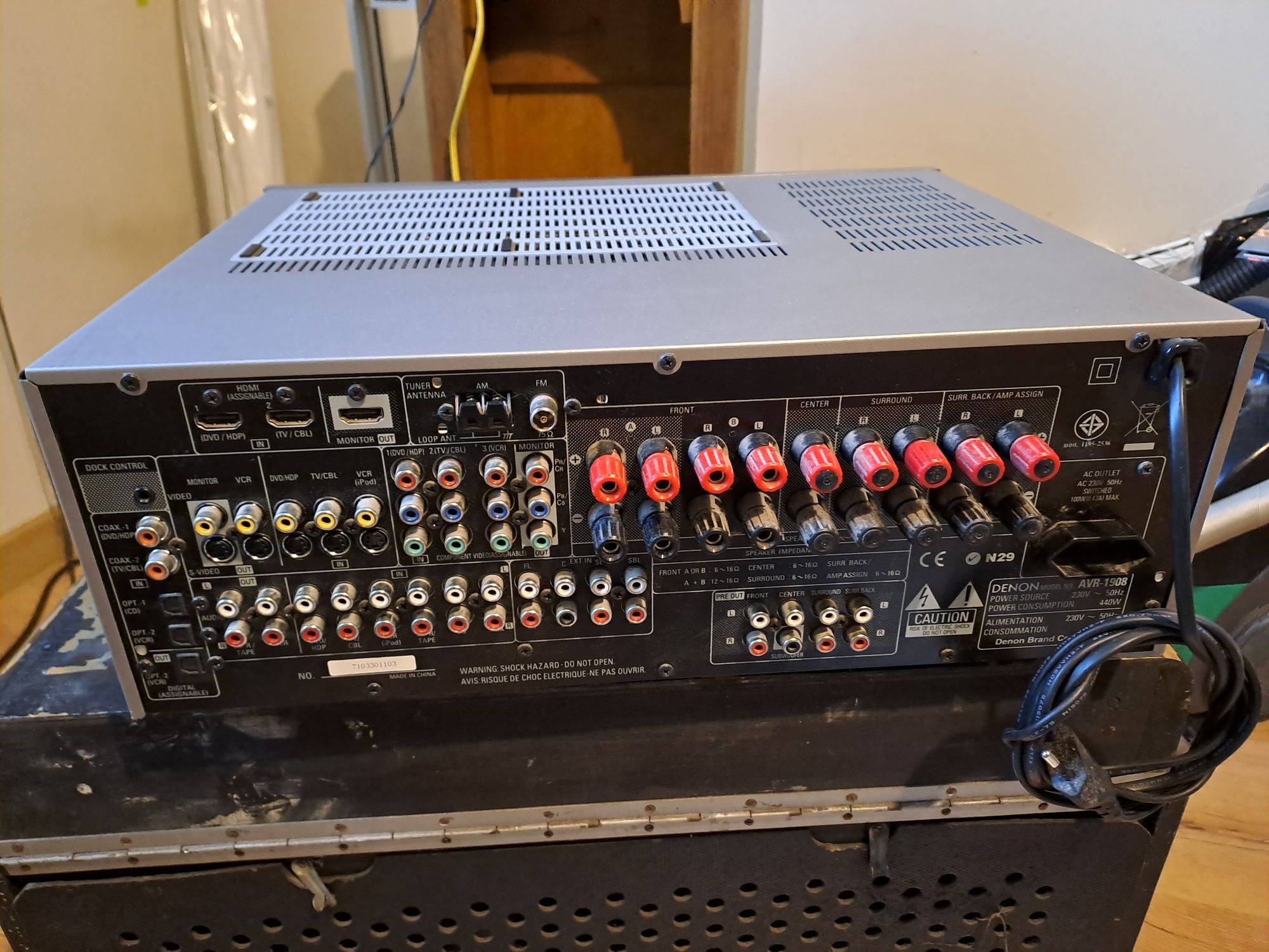 Amplituner Denon AVR-1908