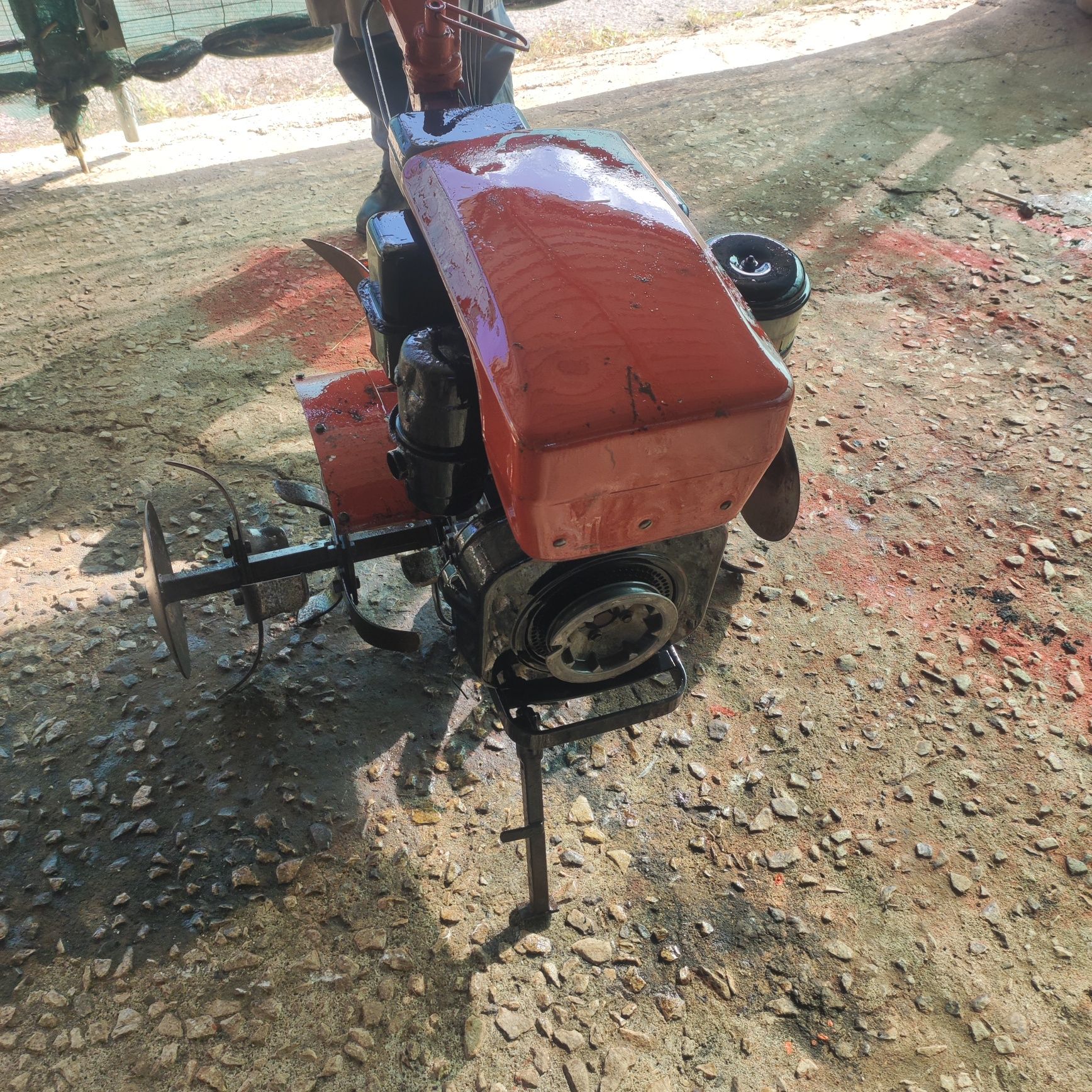 Moto enxada Benassi