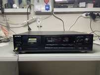 Magnetofon Sony DCT-690 DAT