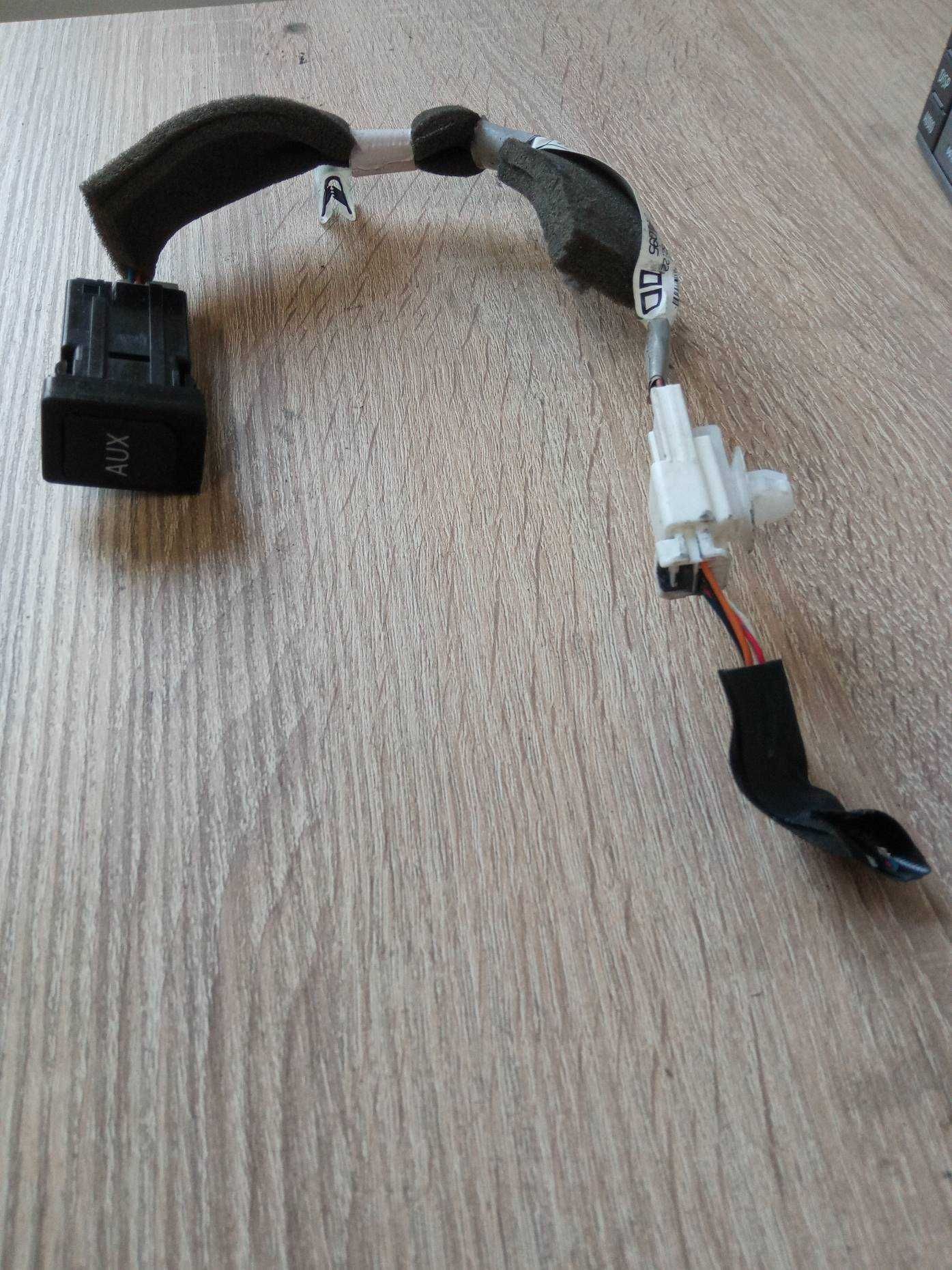 Radio Navi + AUX Toyota Verso 09-14