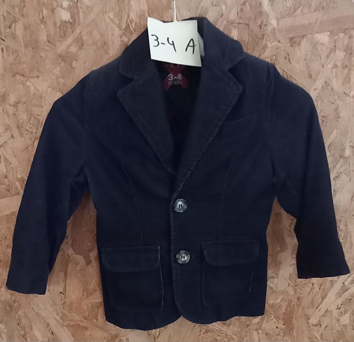 roupa de criança e senhora