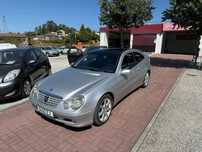 Mercedes-Benz 220