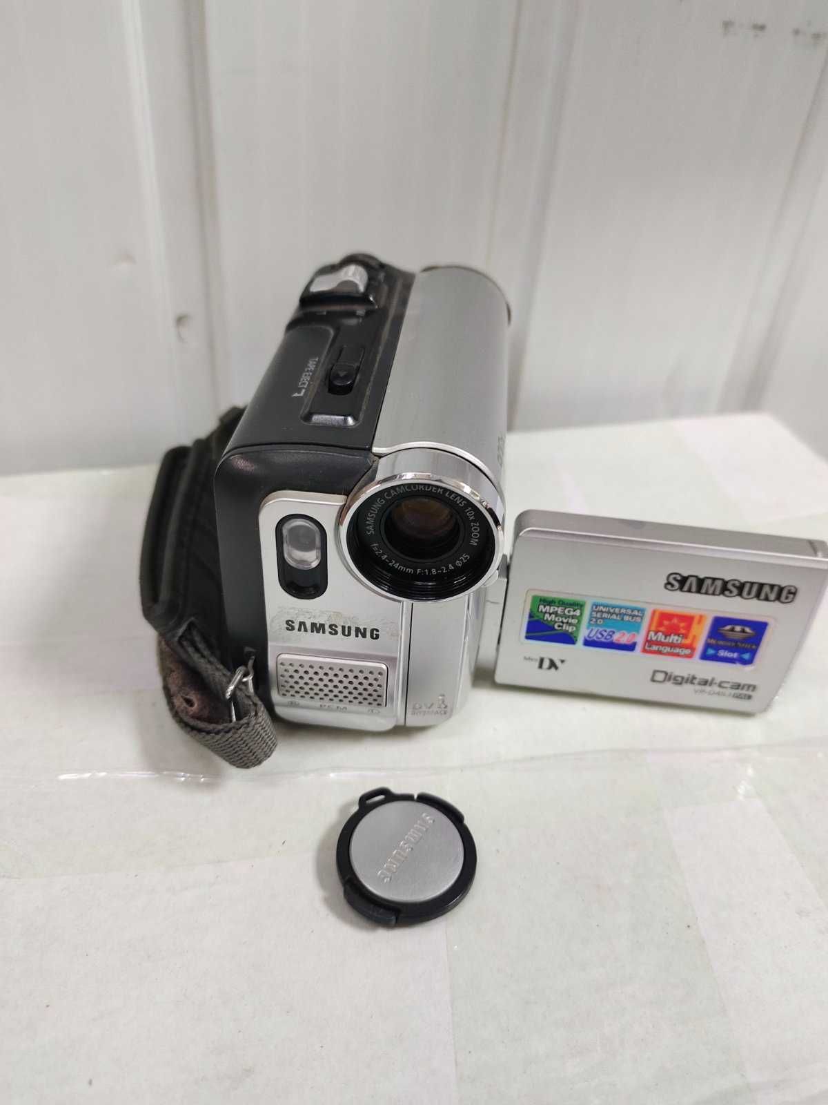 Видео камера Samsung VP-D453