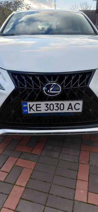 Гибрид Lexus nx 300