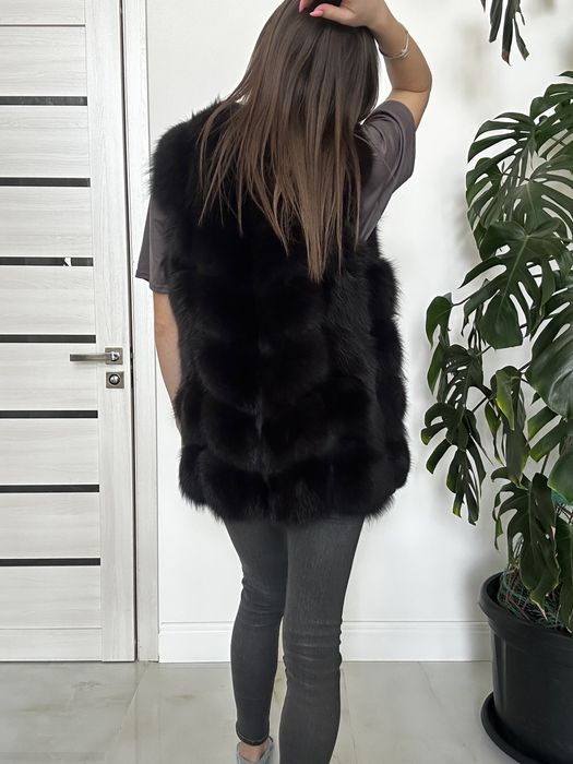 Жилетка натуральная из песца