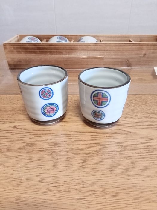 Chavenas de café sem asas
