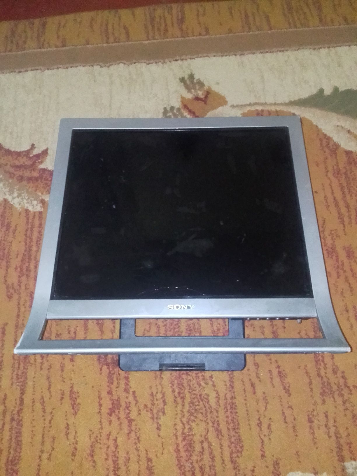 Продам монітор sony SDM-HS95