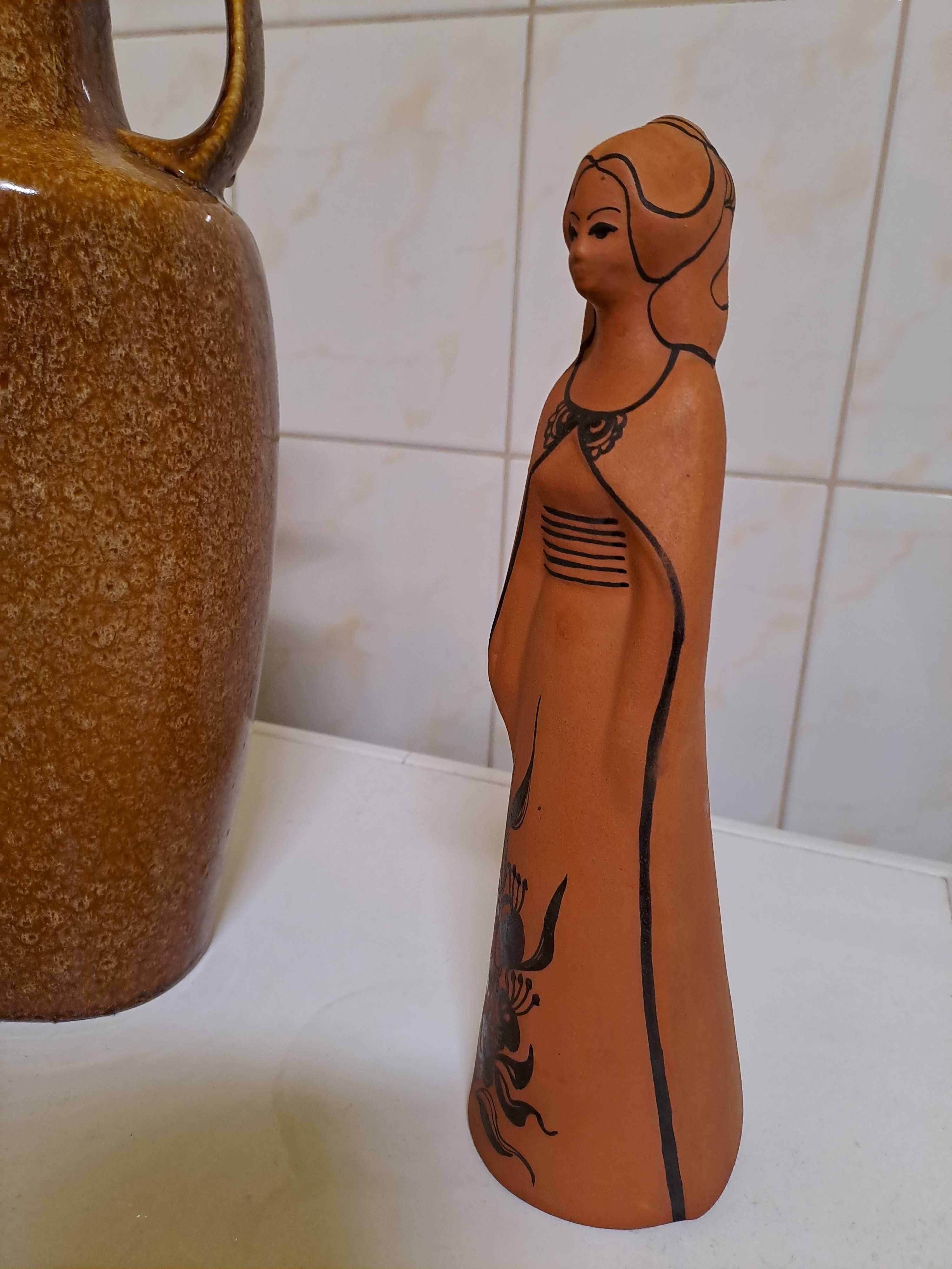 Figurka kobiety Julia Flis PRL