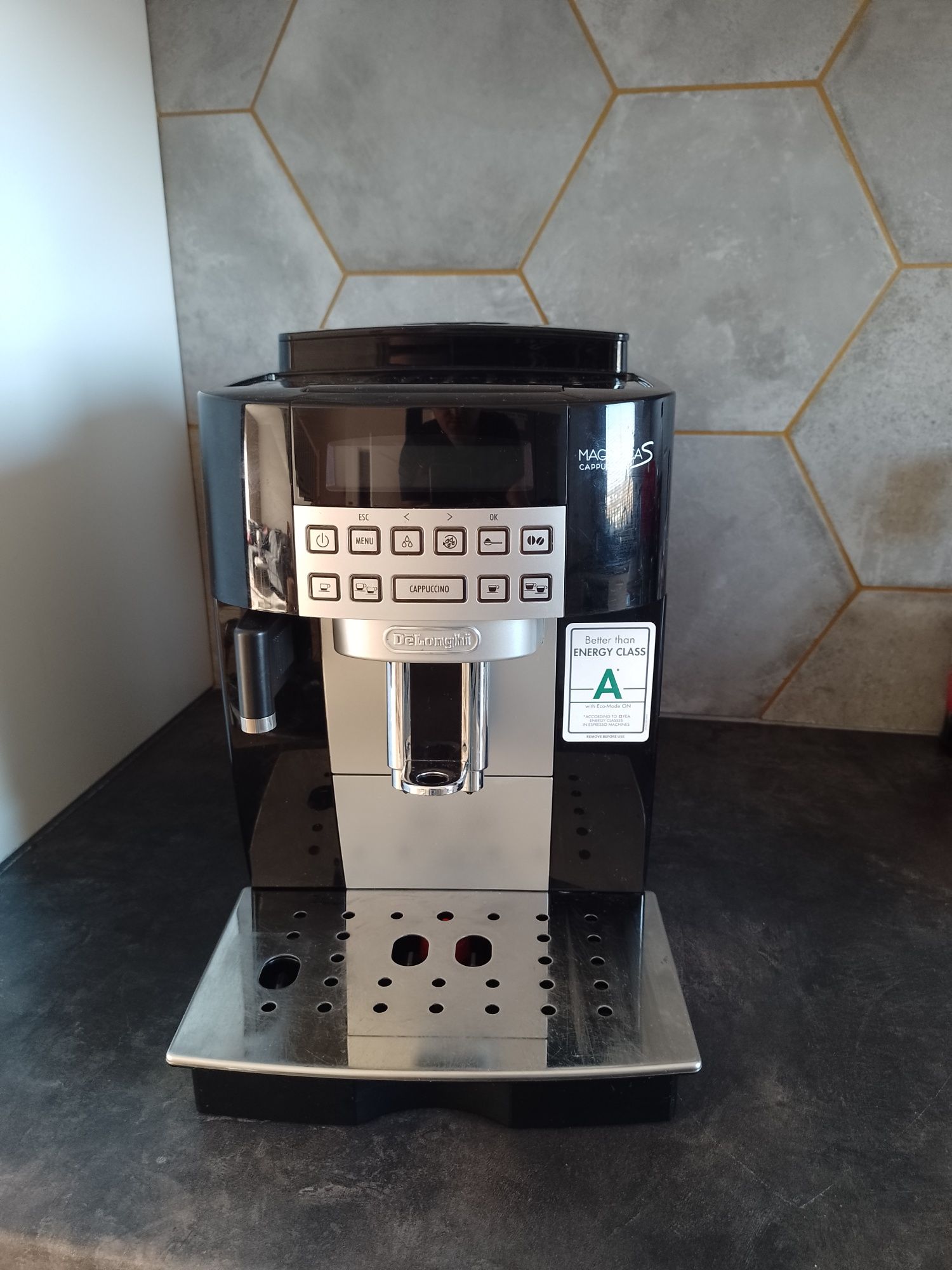 Ekspres do kawy Delonghi Magnifica S Cappuccino