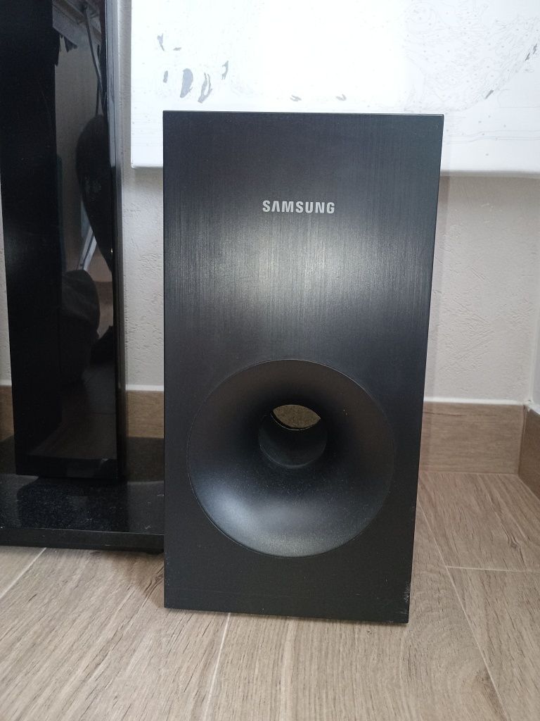 DVD kino Samsung 5.1