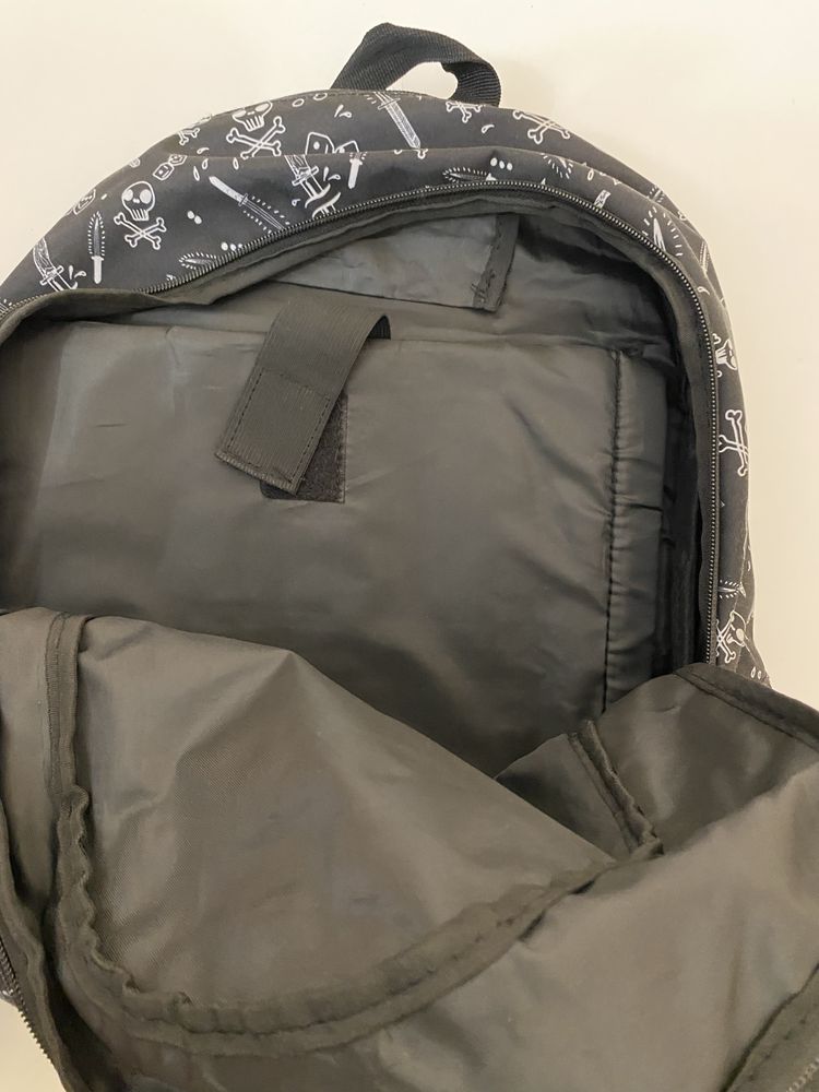 Mochila como nova