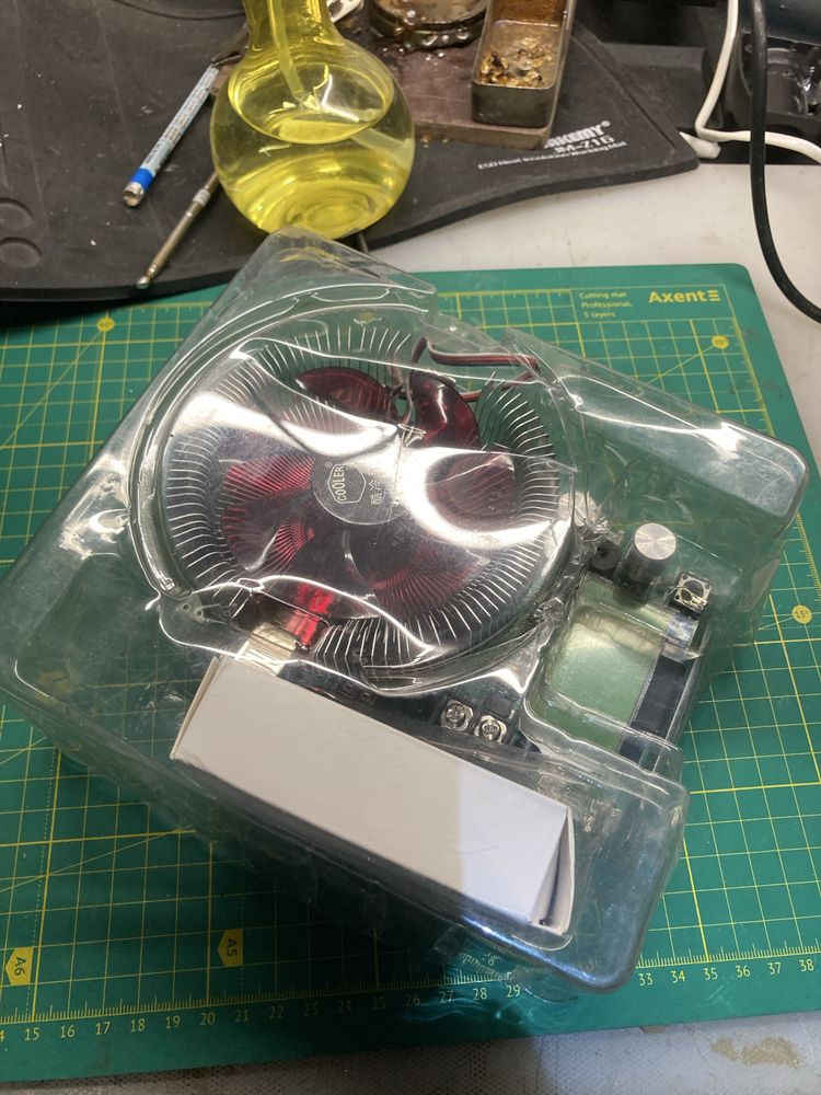 Електронне навантаження 150w.