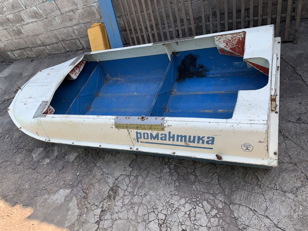 Лодка "Романтика" Оригинал, в заводском окрасе!