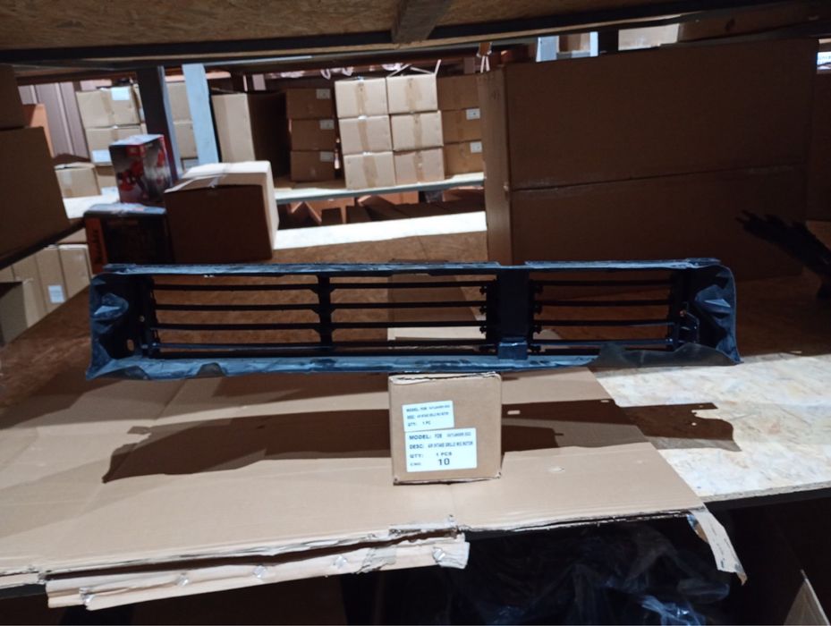 Жалюзі OUTLANDER 4 люверса з жалюзями outlander 2022 2023 2024