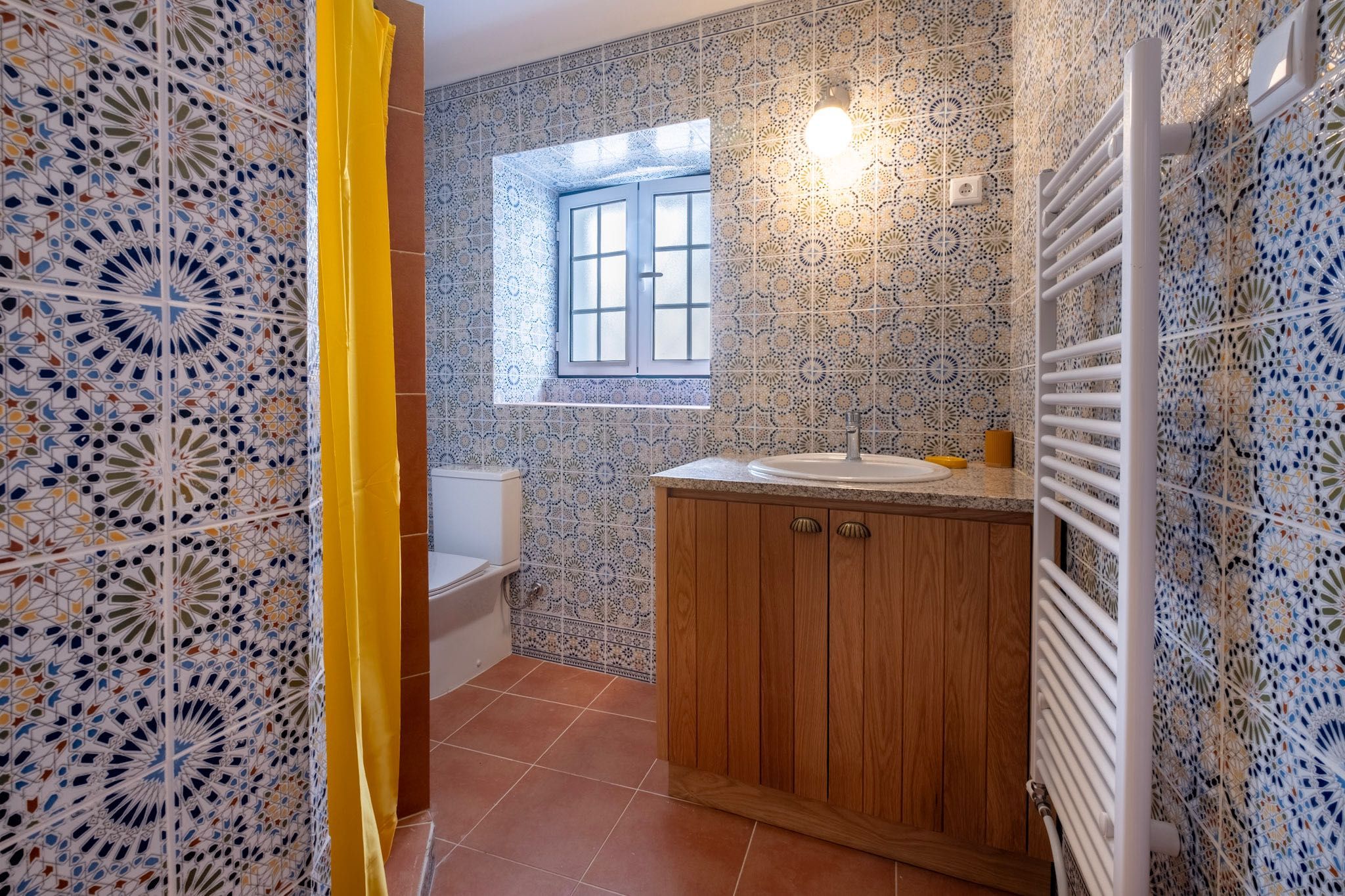 Casa T4 em estilo fazenda com anexo separado para alugar em Benfeita