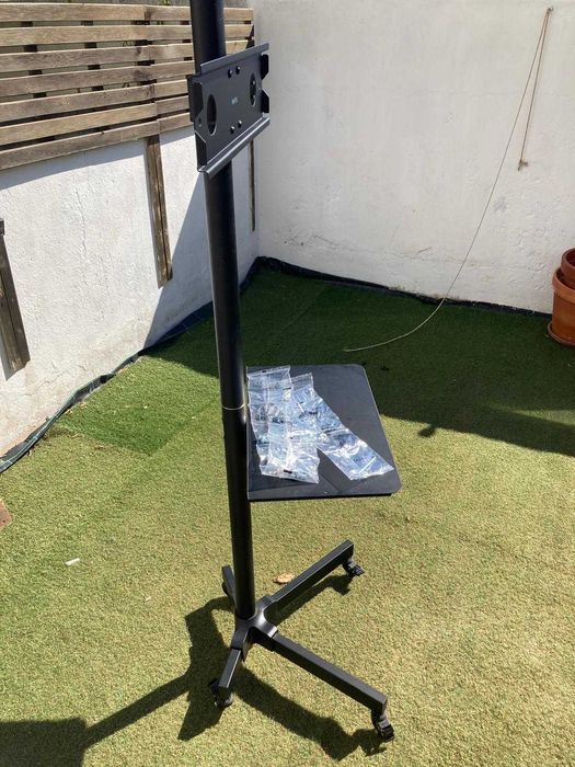 Suporte TV (como novo)