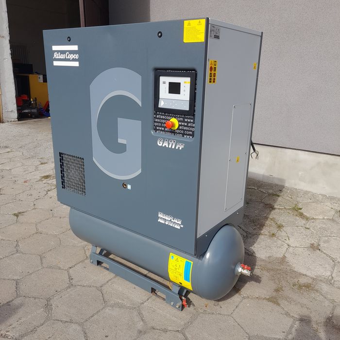 Sprężarka śrubowa Atlas Copco GA11 FF osuszacz 2015rok 11kw 1.7m³ 8bar