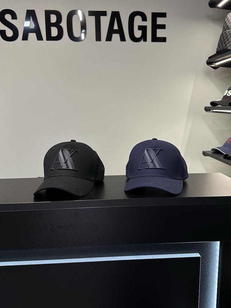 Кепка бейс Armani бейсболка