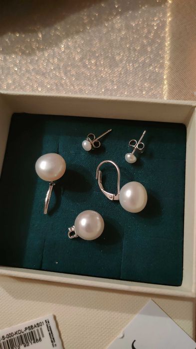 Nowy Komplet biżuterii - perły