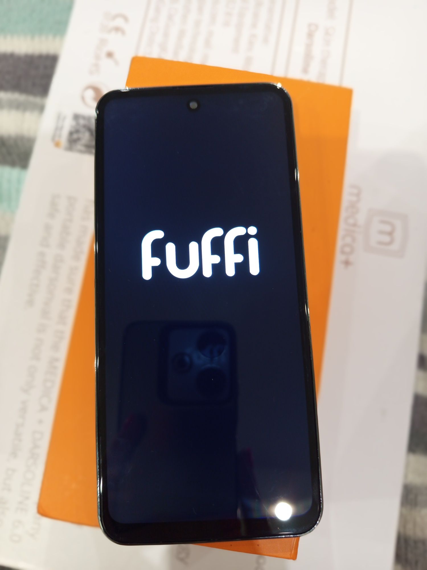 Смартфон Fuffi s24