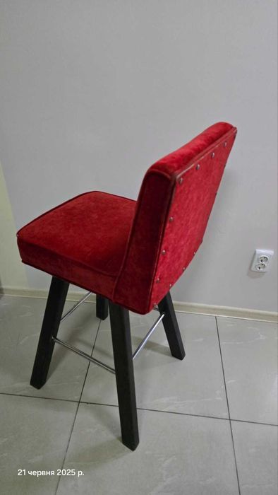 Барний стілець б/в