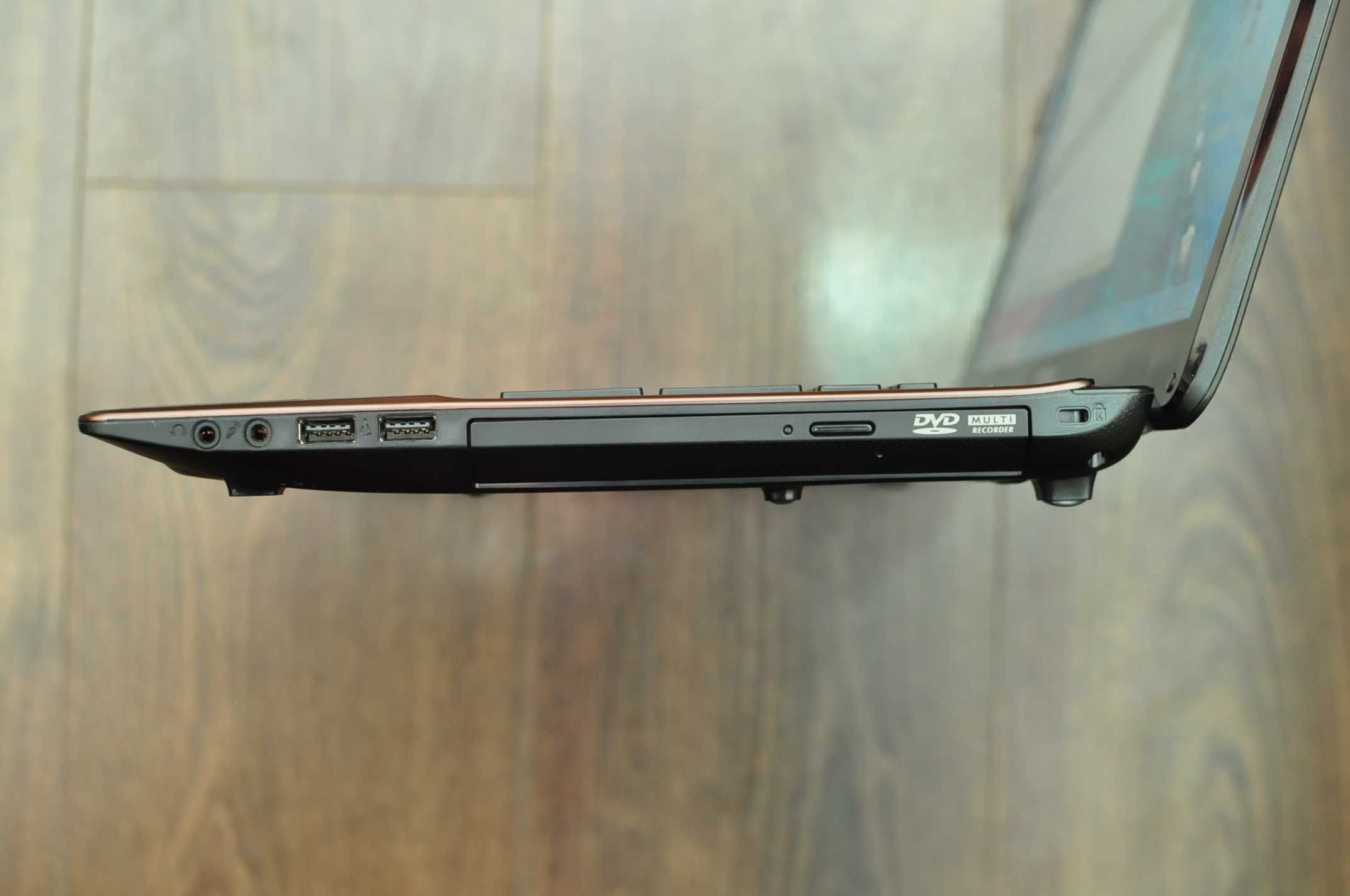 Игровой ноутбук Asus x53 (Core i7/12GB/SSD/video -2Gb)