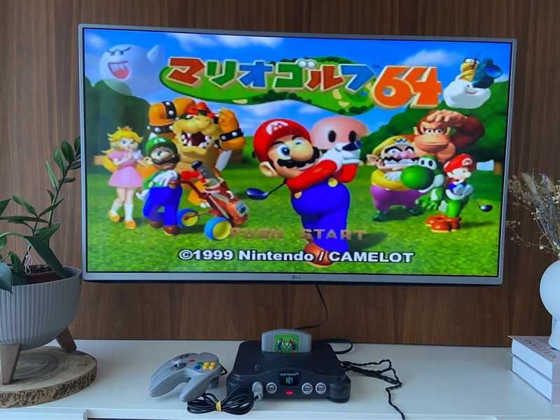 Consola JPN Nintendo 64 + 17 jogos