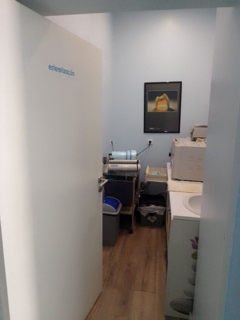 PASSA-SE clínica dentária com laboratorio ou só imovel