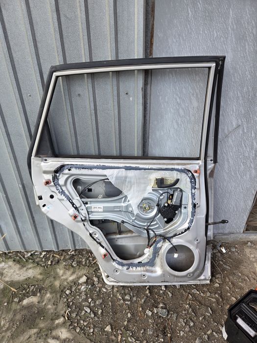 Hyundai Tucson 2008. Двері/Лядя/Склопідйомник.