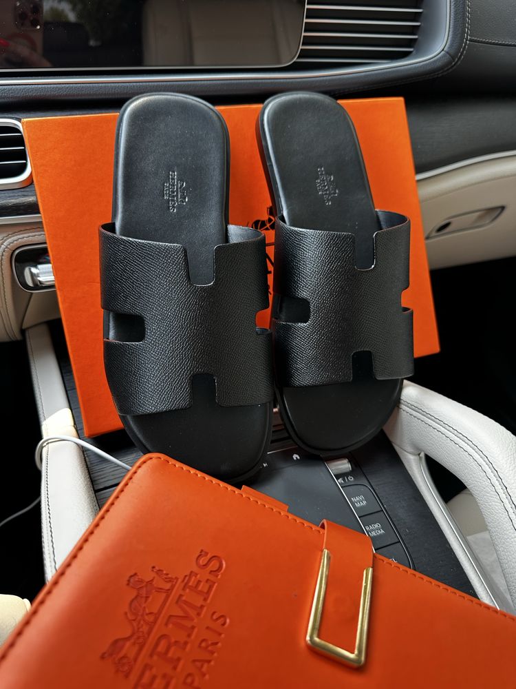 Мужские шлепанцы Hermes