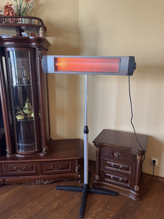 Інфрачервоний обігрівач UFO CITY 1800 W