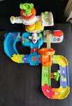 Vtech Tut Tut Autka Lotnisko + Warsztat, dodatkowe auta