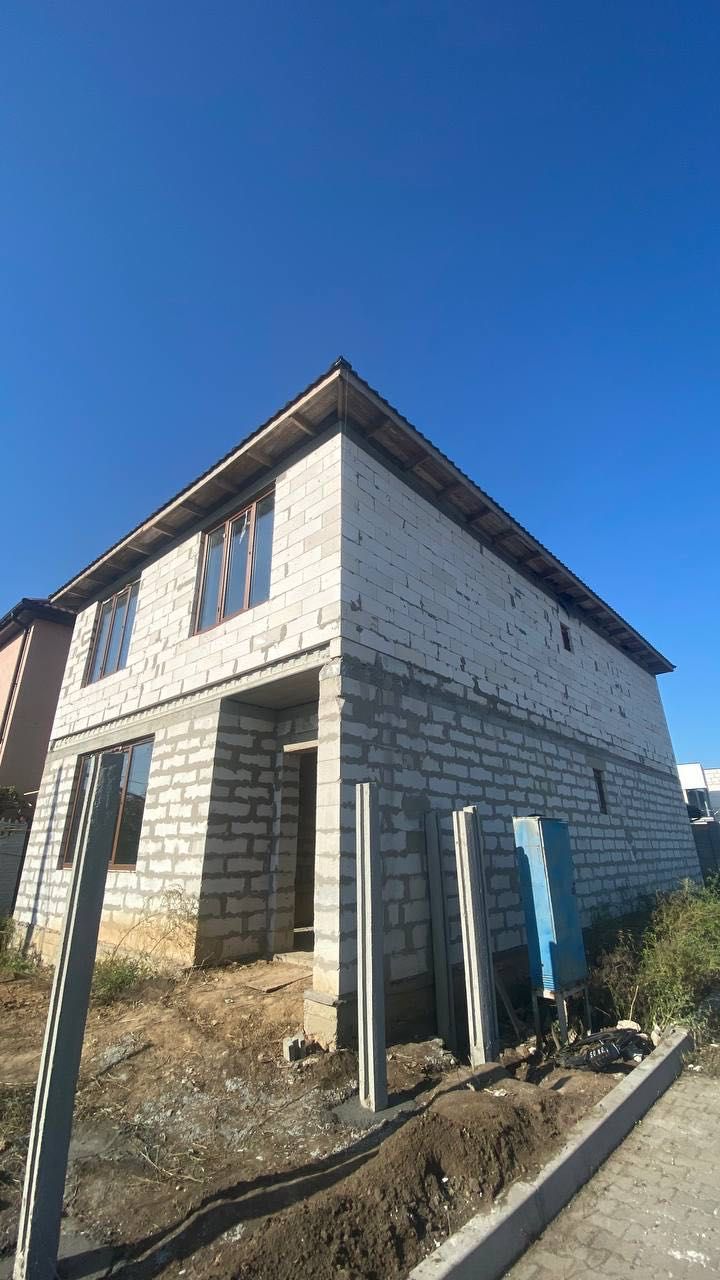 Продается уютный дом в живописном коттеджном городке