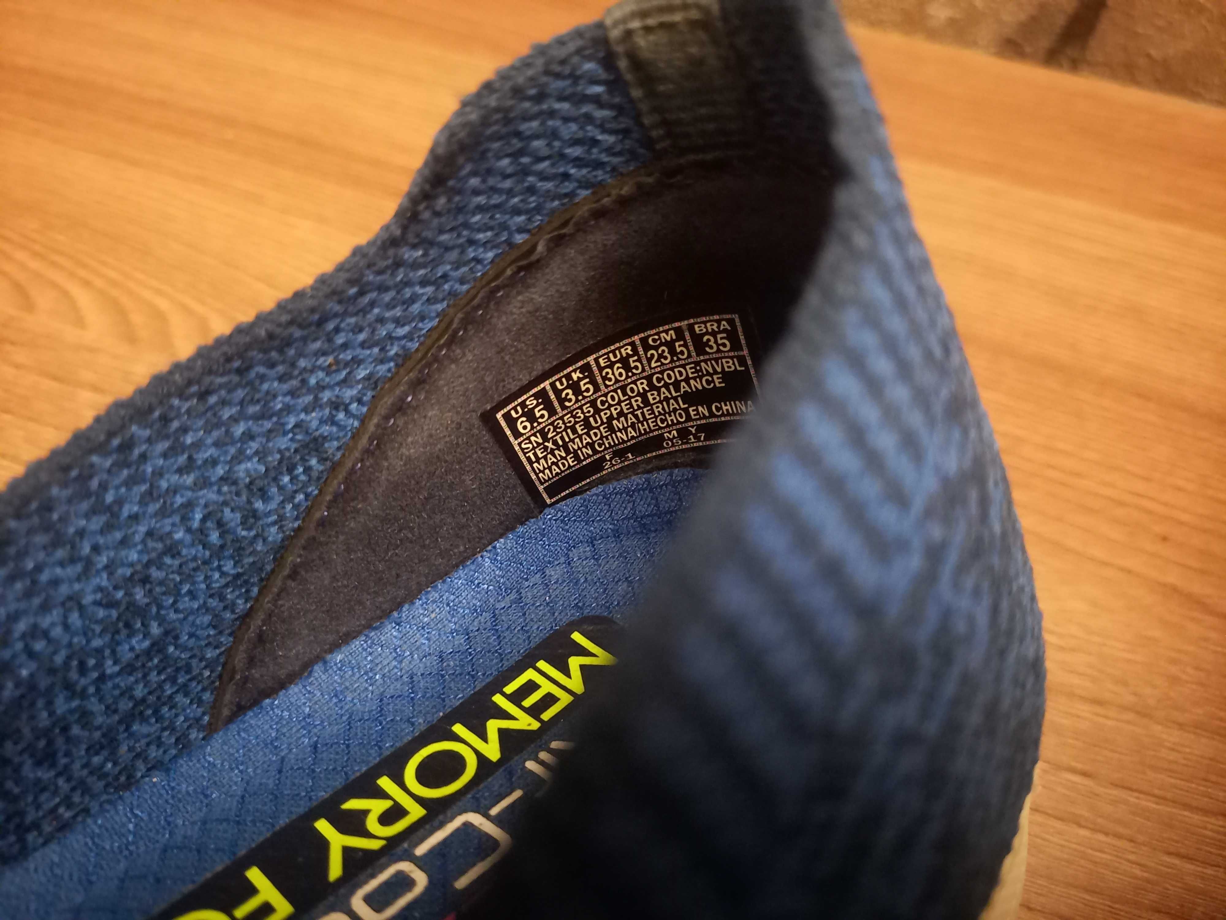 Женские мокасины и слипоны Skechers Memory Foam.