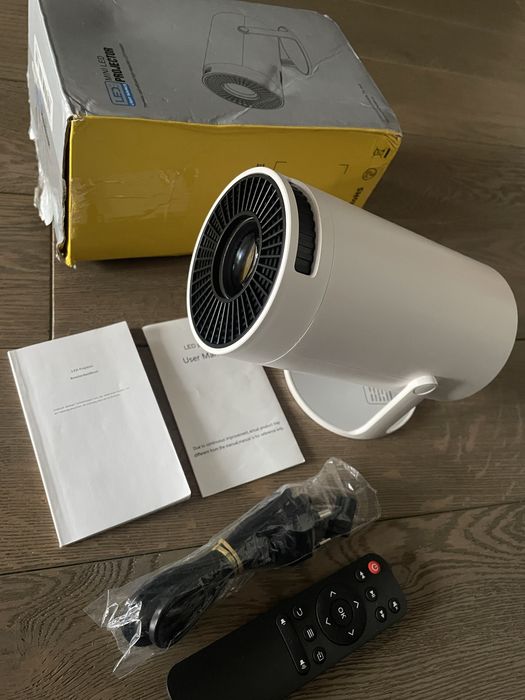 Проектор AMX 100