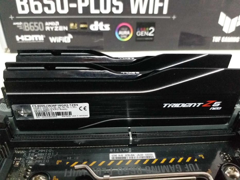Asus TUF B650-PLUS WIFI+AMD Ryzen 5 9600X+DDR5 32Gb (2x16Gb) 6000MHz