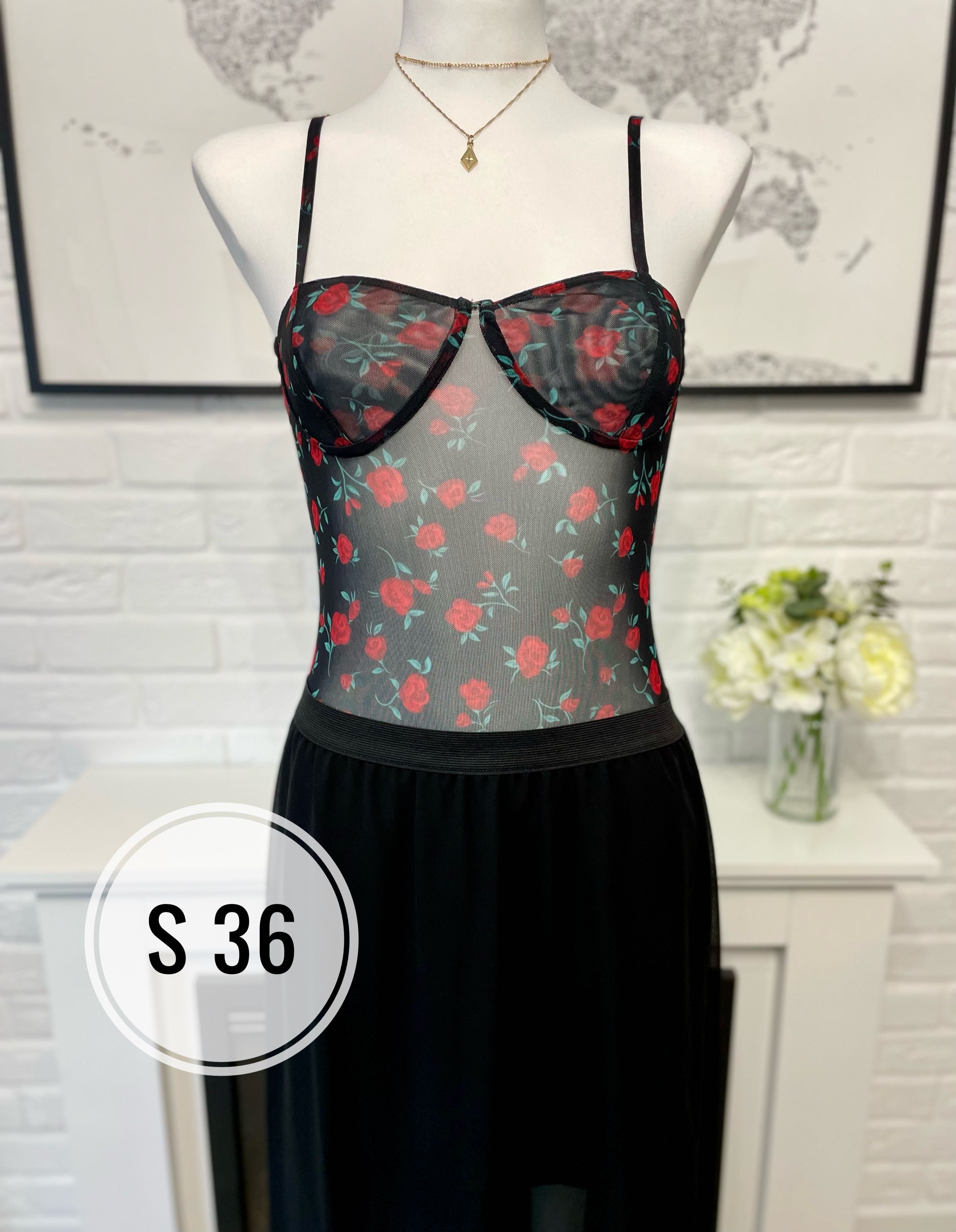 Czarne siateczkowe Sexy body na ramiączkach w czerwone róże r. S 36