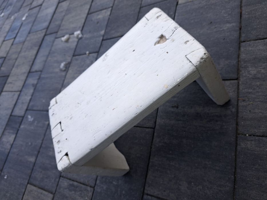 Stary taboret drewno